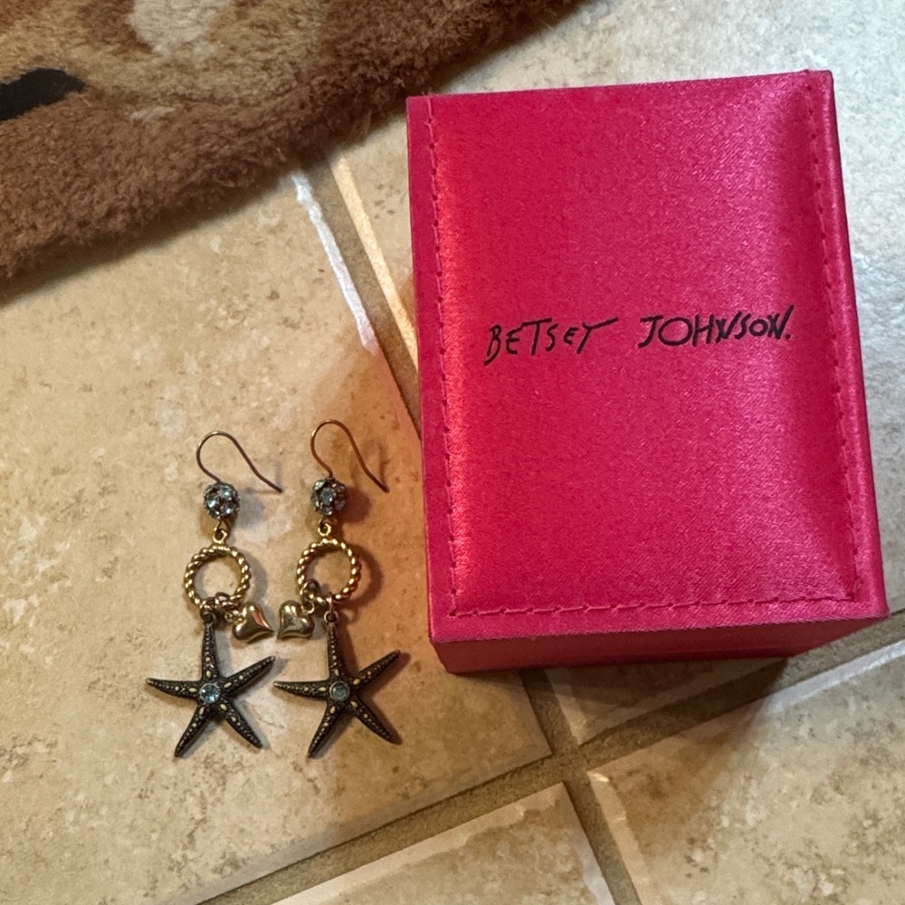 Betsey Johnson Starfish Earrings